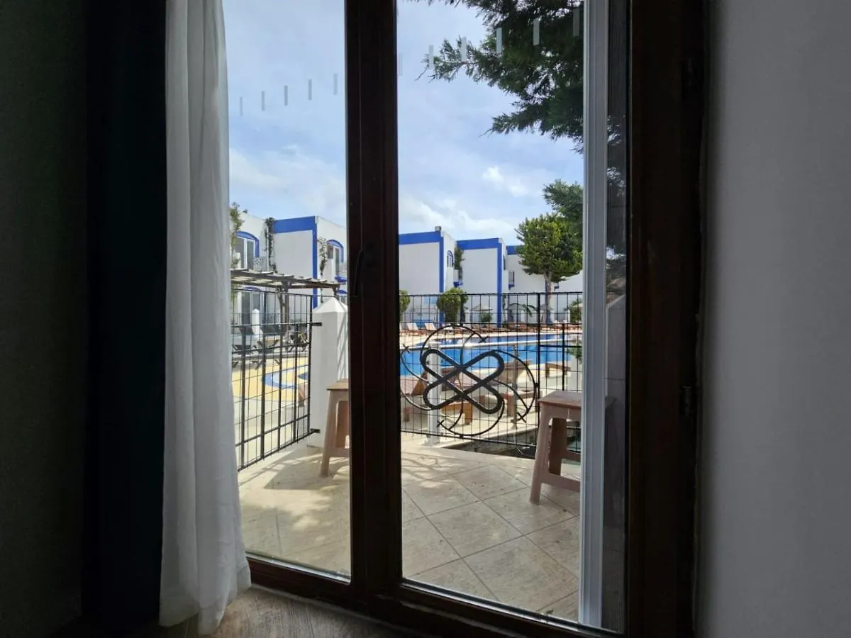 Serpina Hotel (Adults Only) Bodrum 3*,